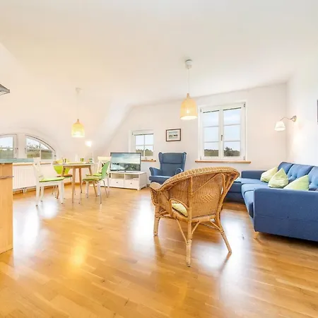 アパート Grosse Gruene Burtevitz