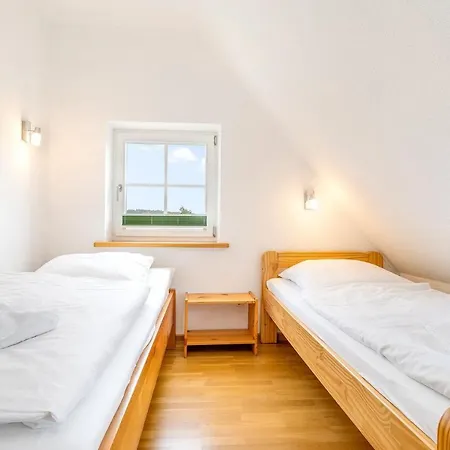 Grosse Gruene * Burtevitz